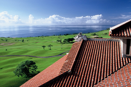 Resort golf debut in Okinawa!