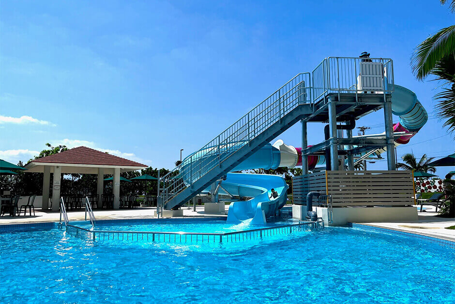 Pool at Southern Beach Hotel & Resort Okinawa