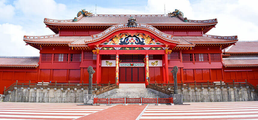 Roots of Okinawan culture! A lot of charm, how to enjoy Shuri Castle
