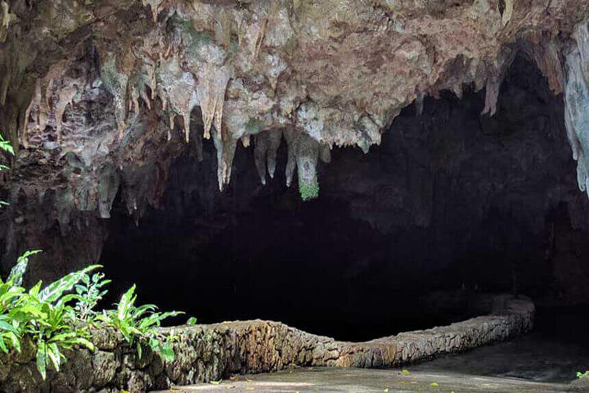 Savichi solutional cave Ishigaki-jima Island